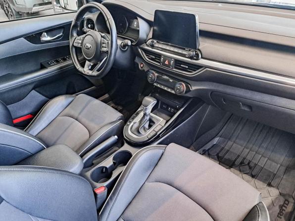 Kia Cerato IV с пробегом 2021 года, цена 2 099 000 рублей, 57327 км, седан, Автокод Объявления