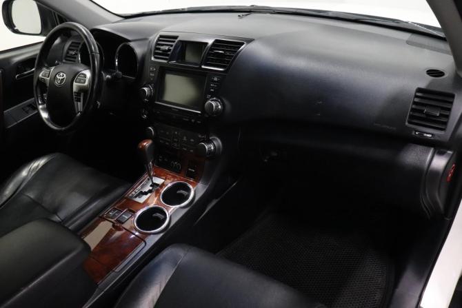 Toyota Highlander II (XU40) Рестайлинг с пробегом 2013 года, цена 1 976 000 рублей, 186924 км, внедорожник, Автокод Объявления
