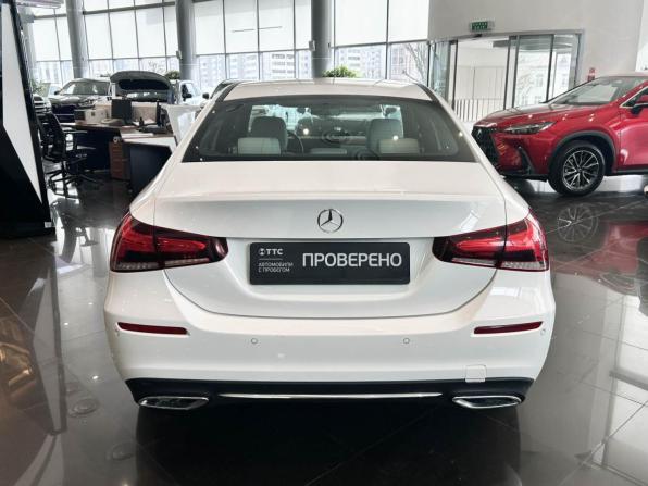 Mercedes-Benz A-Класс IV (W177) с пробегом 2018 года, цена 2 619 000 рублей, 63686 км, седан, Автокод Объявления