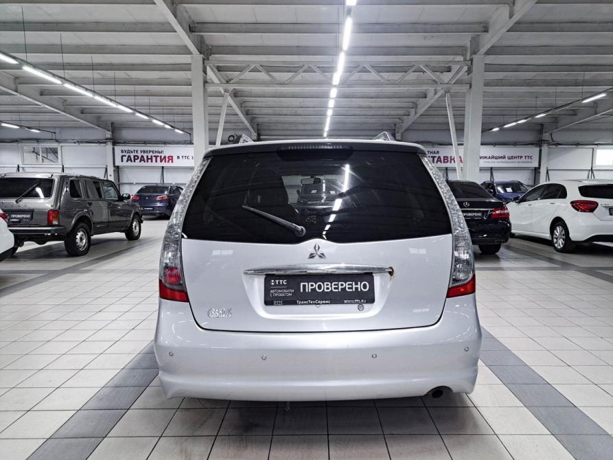 Mitsubishi Grandis I Набережные Челны  - изображение 7