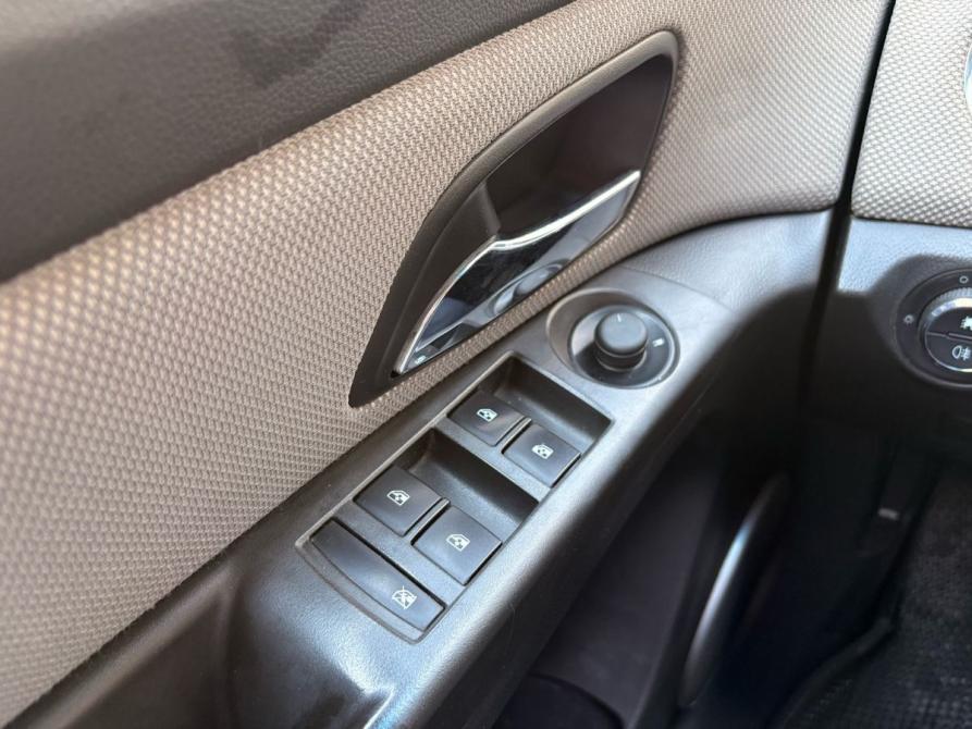 Chevrolet Cruze I Рестайлинг Ростов-на-Дону  - изображение 20