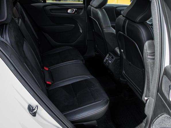 Volvo XC40 I с пробегом 2019 года, цена 3 500 000 рублей, 52118 км, внедорожник, Автокод Объявления