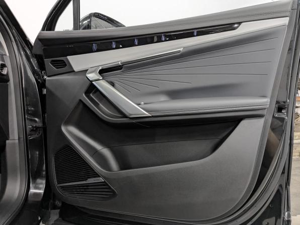 Geely Atlas II с пробегом 2024 года, цена 2 995 000 рублей, 15756 км, внедорожник, Автокод Объявления