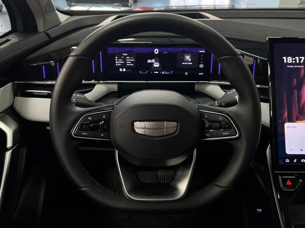 Geely Atlas II с пробегом 2024 года, цена 3 099 000 рублей, 37000 км, внедорожник, Автокод Объявления