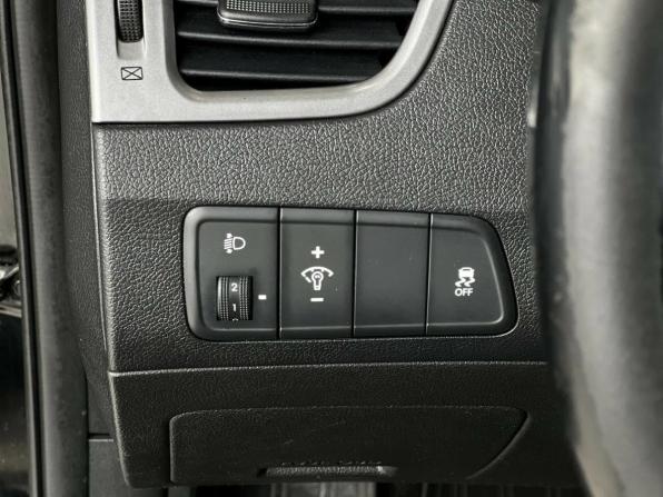 Hyundai Elantra V (MD) с пробегом 2013 года, цена 895 000 рублей, 219089 км, седан, Автокод Объявления
