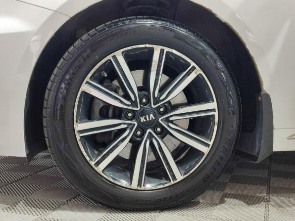Kia Optima IV Рестайлинг с пробегом 2018 года, цена 1 800 000 рублей, 203000 км, седан, Автокод Объявления