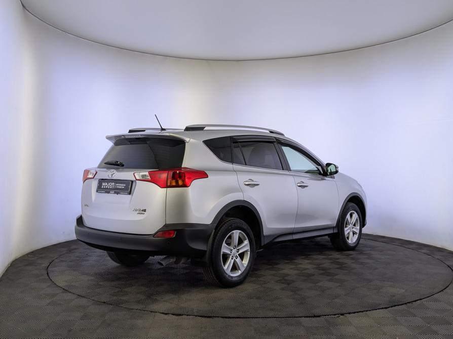 Toyota RAV4 IV (XA40) Москва  - изображение 5