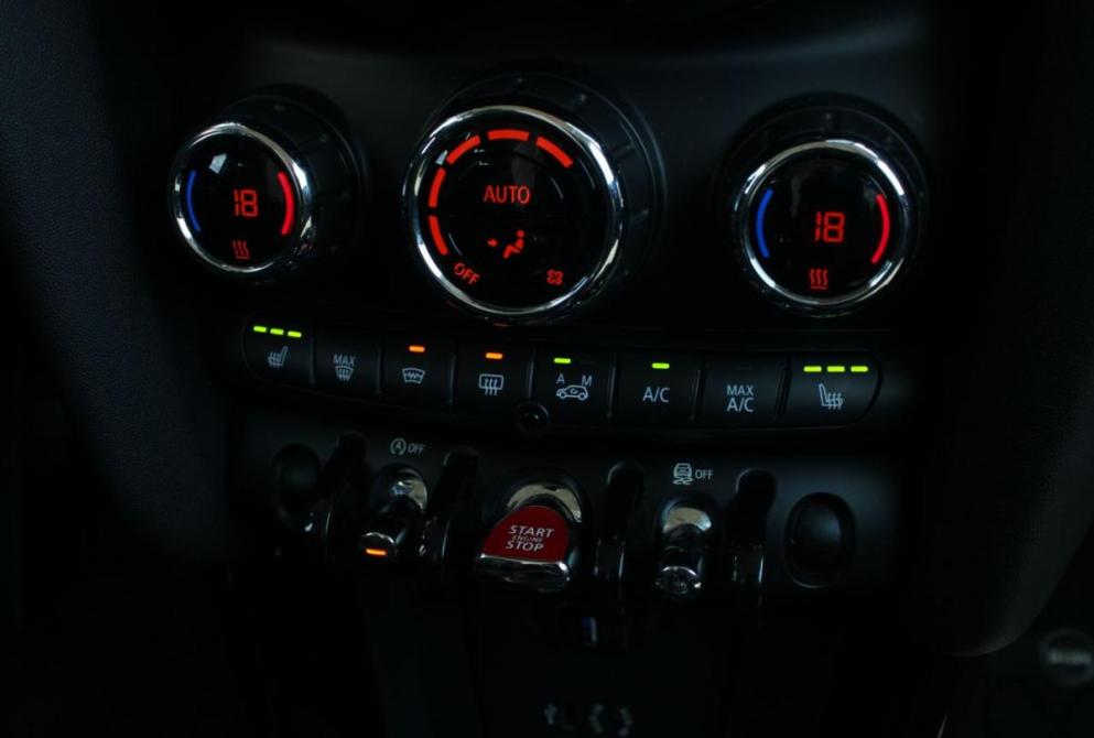 Mini Hatch III (F55/F56) Саратов  - изображение 24
