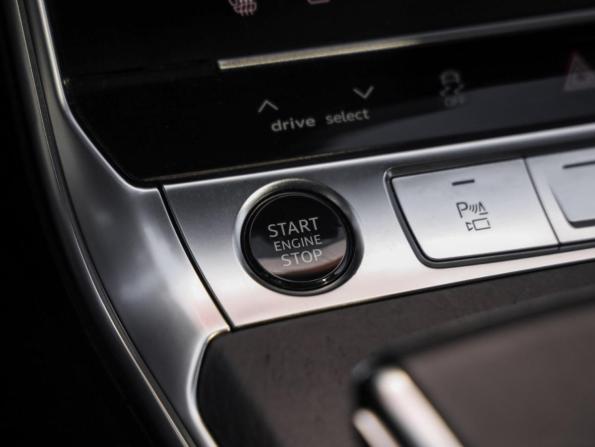 Audi A6 V (C8) с пробегом 2020 года, цена 4 999 000 рублей, 41939 км, седан, Автокод Объявления