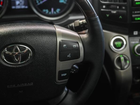 Toyota Land Cruiser 200 Series с пробегом 2011 года, цена 3 499 000 рублей, 259000 км, внедорожник, Автокод Объявления