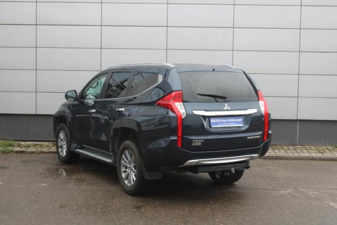 Mitsubishi Pajero Sport III с пробегом 2018 года, цена 2 919 000 рублей, 156476 км, внедорожник, Автокод Объявления