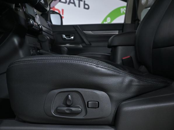Mitsubishi Pajero IV Рестайлинг 2 с пробегом 2014 года, цена 2 550 000 рублей, 157000 км, внедорожник, Автокод Объявления