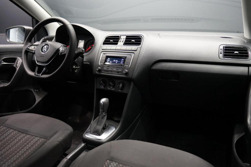 Volkswagen Polo V Рестайлинг Крым  - изображение 21
