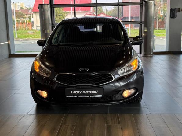 Kia Ceed II с пробегом 2014 года, цена 895 000 рублей, 207641 км, хэтчбек, Автокод Объявления