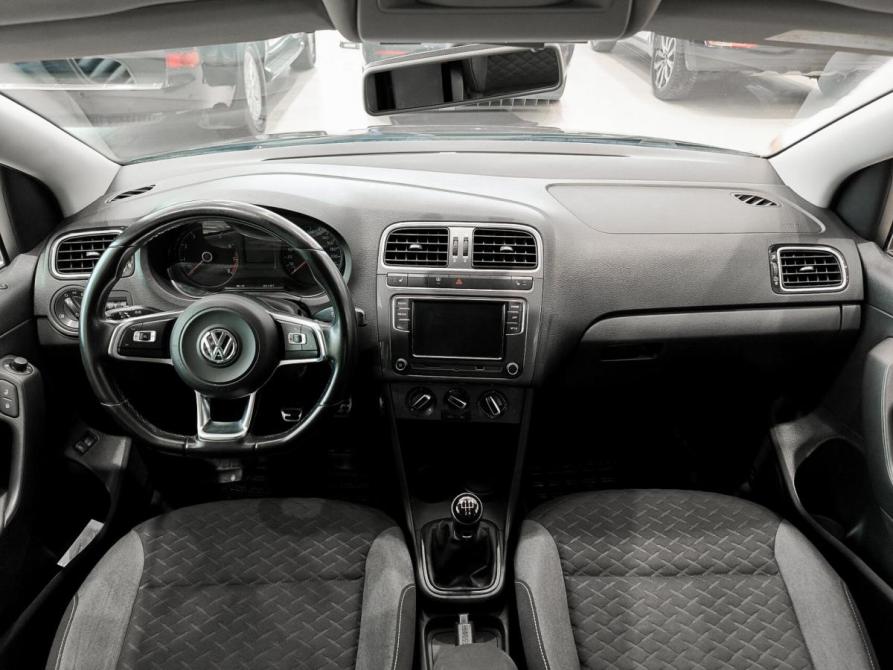 Volkswagen Polo V Рестайлинг Казань  - изображение 17