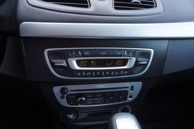 Renault Fluence I с пробегом 2010 года, цена 565 000 рублей, 191246 км, седан, Автокод Объявления