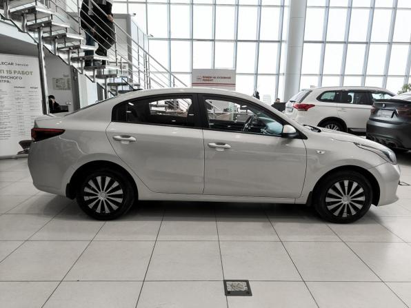 Kia Rio IV с пробегом 2017 года, цена 1 350 000 рублей, 93203 км, седан, Автокод Объявления