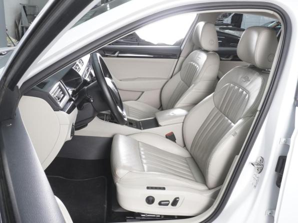 Skoda Superb III с пробегом 2015 года, цена 1 730 000 рублей, 260452 км, лифтбек, Автокод Объявления