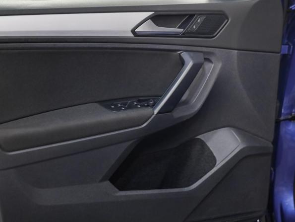 Volkswagen Tiguan II Рестайлинг с пробегом 2021 года, цена 2 499 000 рублей, 151477 км, внедорожник, Автокод Объявления