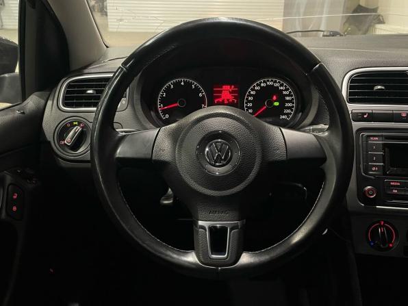 Volkswagen Polo V с пробегом 2013 года, цена 875 000 рублей, 85886 км, седан, Автокод Объявления