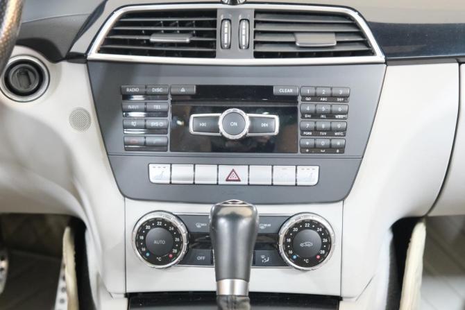Mercedes-Benz C-Класс III (W204) Рестайлинг с пробегом 2011 года, цена 1 629 000 рублей, 194000 км, седан, Автокод Объявления
