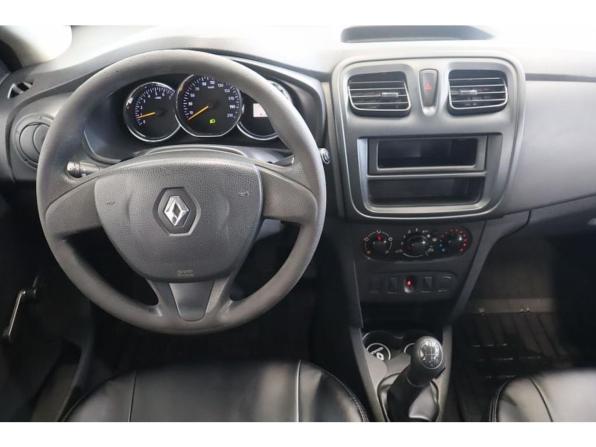 Renault Logan II с пробегом 2018 года, цена 690 000 рублей, 179079 км, седан, Автокод Объявления