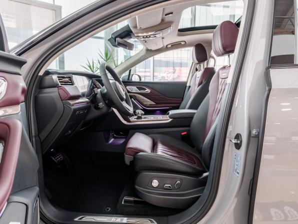 Hongqi HS7 II с пробегом 2025 года, цена 5 590 000 рублей, 4 км, внедорожник, Автокод Объявления