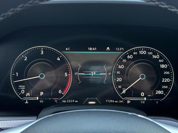Volkswagen Touareg III с пробегом 2019 года, цена 5 970 000 рублей, 77294 км, внедорожник, Автокод Объявления