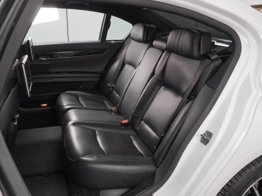 BMW 7 серии V (F01/F02/F04) Рестайлинг Воронеж  - изображение 9