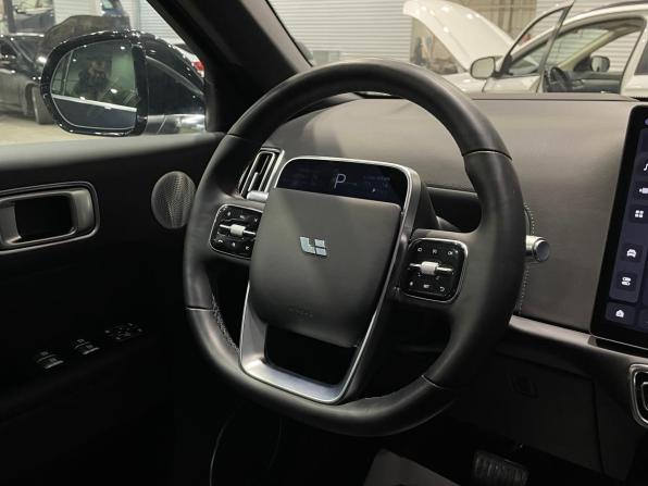Li Auto (Lixiang) L8 I с пробегом 2023 года, цена 6 200 000 рублей, 38200 км, внедорожник, Автокод Объявления