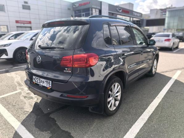 Volkswagen Tiguan I Рестайлинг с пробегом 2014 года, цена 865 000 рублей, 212289 км, внедорожник, Автокод Объявления