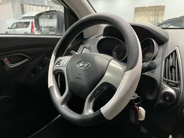 Hyundai ix35 I Рестайлинг с пробегом 2014 года, цена 1 220 000 рублей, 111878 км, внедорожник, Автокод Объявления
