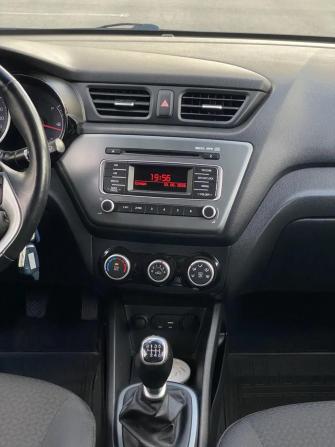 Kia Rio III Рестайлинг с пробегом 2015 года, цена 1 080 000 рублей, 108920 км, седан, Автокод Объявления