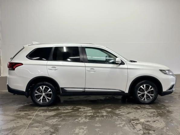 Mitsubishi Outlander III Рестайлинг 2 с пробегом 2018 года, цена 1 918 000 рублей, 187900 км, внедорожник, Автокод Объявления