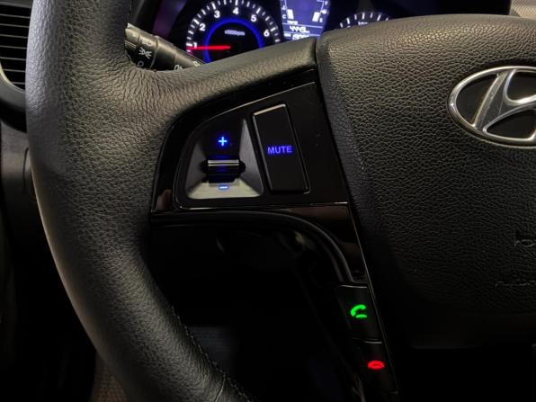 Hyundai Solaris I с пробегом 2014 года, цена 629 000 рублей, 190000 км, седан, Автокод Объявления