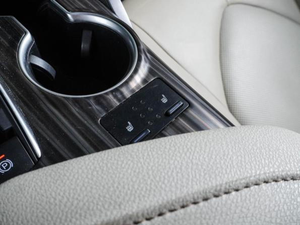 Toyota Camry VIII (XV70) с пробегом 2018 года, цена 2 249 000 рублей, 191311 км, седан, Автокод Объявления