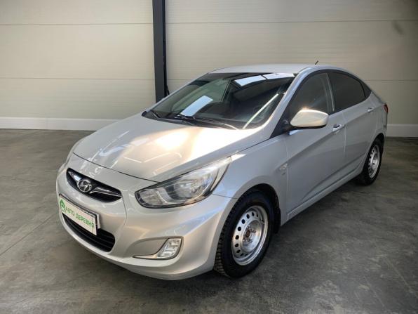 Hyundai Solaris I с пробегом 2013 года, цена 880 000 рублей, 120000 км, седан, Автокод Объявления
