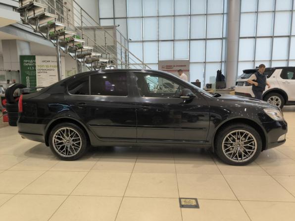 Skoda Octavia II (A5) Рестайлинг с пробегом 2010 года, цена 599 000 рублей, 241467 км, лифтбек, Автокод Объявления