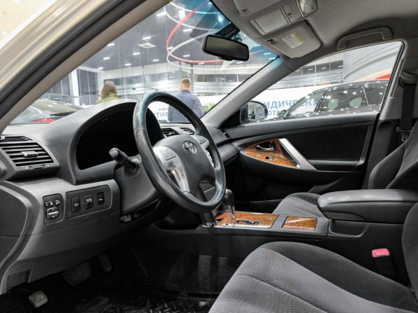 Toyota Camry VI (XV40) Рестайлинг с пробегом 2009 года, цена 1 290 000 рублей, 232225 км, седан, Автокод Объявления
