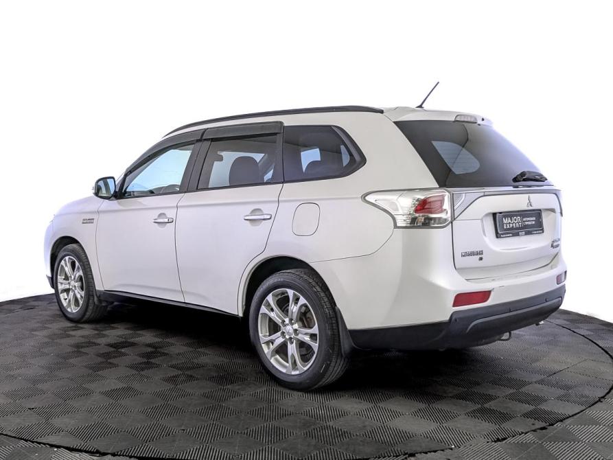 Mitsubishi Outlander III Москва  - изображение 6