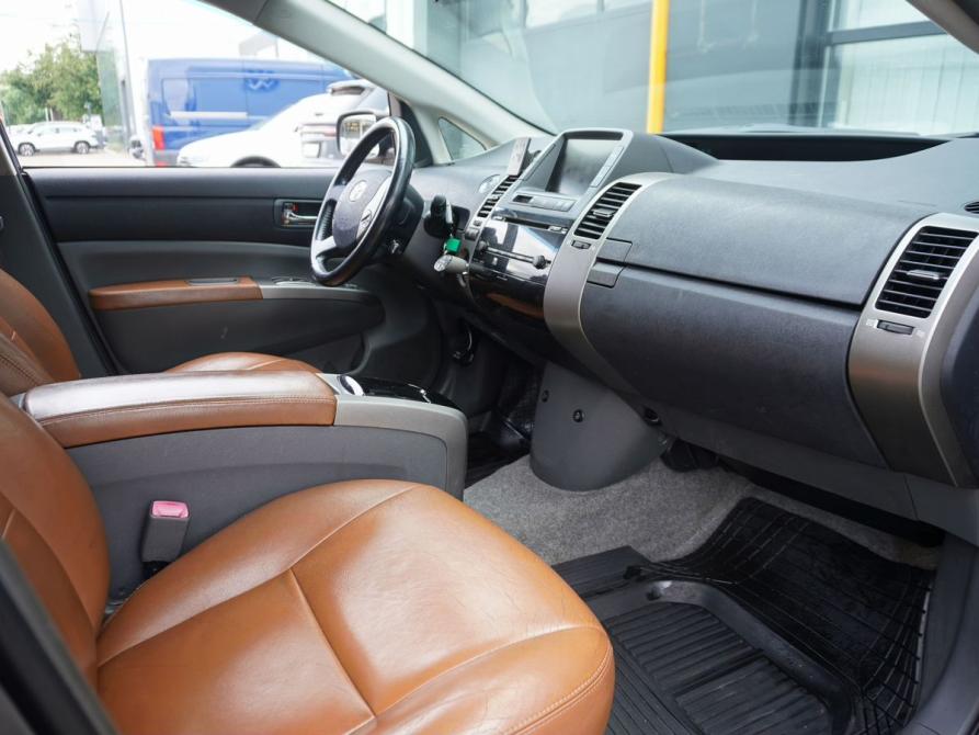 Toyota Prius II Рестайлинг (XW20) Москва  - изображение 11