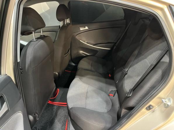 Hyundai Solaris I с пробегом 2013 года, цена 740 000 рублей, 117833 км, седан, Автокод Объявления