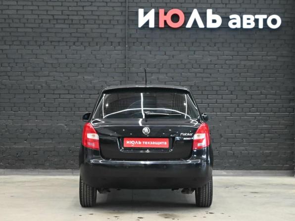 Skoda Fabia II Рестайлинг с пробегом 2011 года, цена 600 000 рублей, 214161 км, хэтчбек, Автокод Объявления