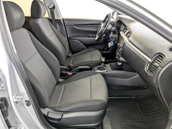 Kia Rio IV с пробегом 2018 года, цена 1 325 000 рублей, 103536 км, седан, Автокод Объявления