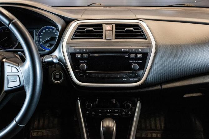 Suzuki SX4 II (S-Cross) с пробегом 2014 года, цена 1 099 000 рублей, 99349 км, хэтчбек, Автокод Объявления
