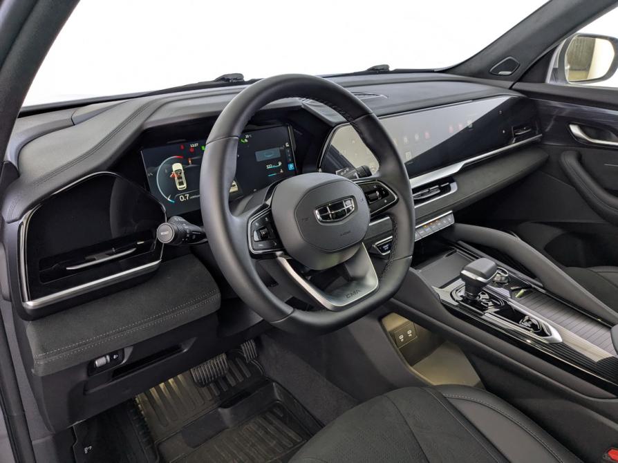 Geely Monjaro I Москва  - изображение 16