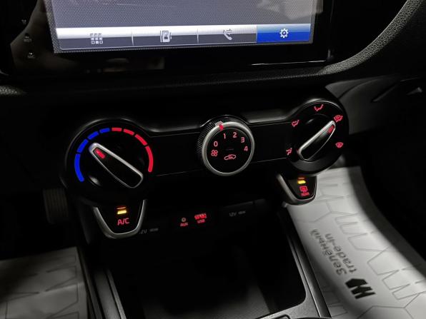 Kia Rio IV с пробегом 2018 года, цена 1 345 000 рублей, 183166 км, хэтчбек, Автокод Объявления