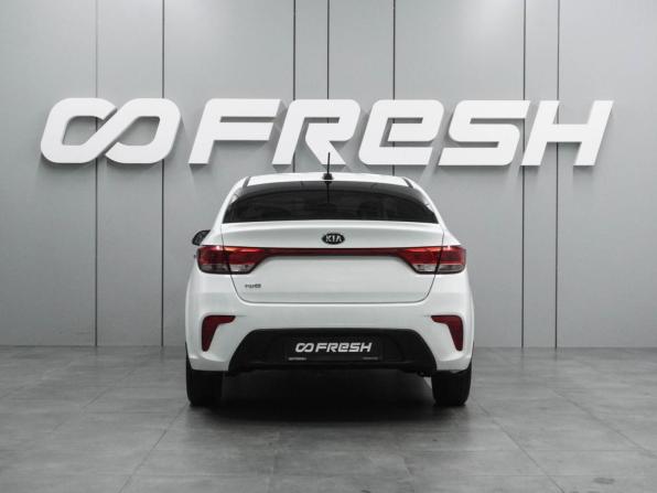 Kia Rio IV с пробегом 2018 года, цена 1 087 000 рублей, 106362 км, седан, Автокод Объявления