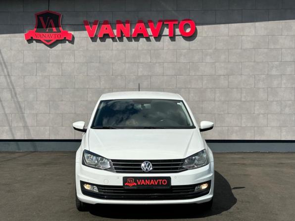 Volkswagen Polo V Рестайлинг с пробегом 2018 года, цена 1 490 000 рублей, 88304 км, седан, Автокод Объявления