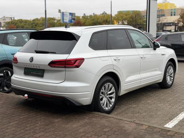 Volkswagen Touareg III с пробегом 2019 года, цена 4 575 000 рублей, 97523 км, внедорожник, Автокод Объявления